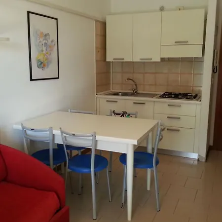 Apartment Retreat For Up To 6 Guests By Beahost